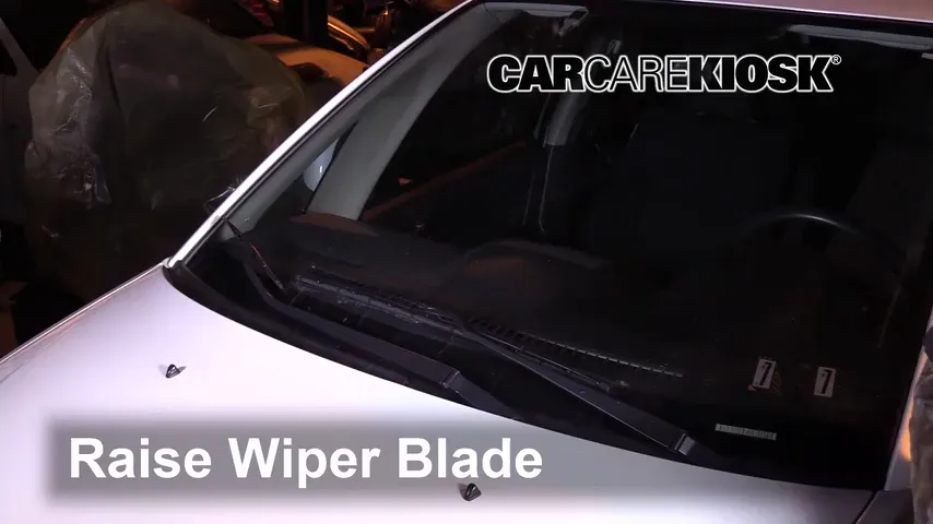 2013 Suzuki SX4 LE 2.0L 4 Cyl. Windshield Wiper Blade (Front)